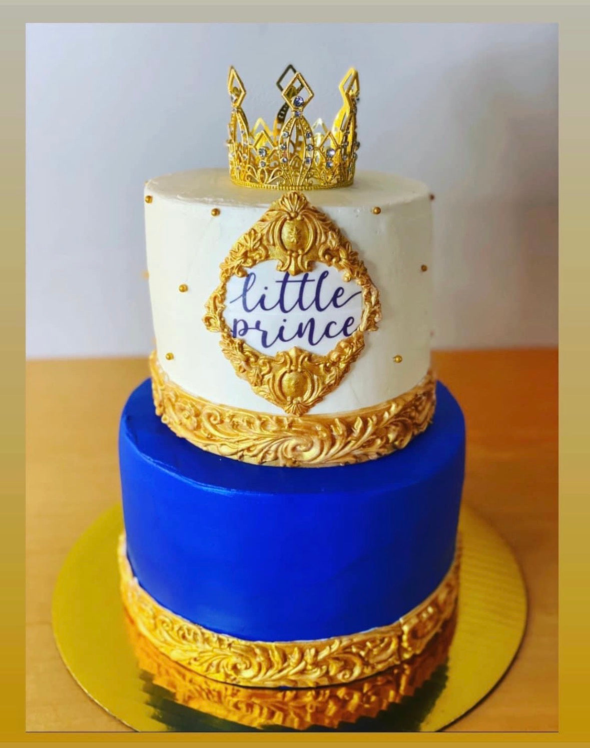 Royal Cake Decorating Kit – Create Luxury Cakes at Home